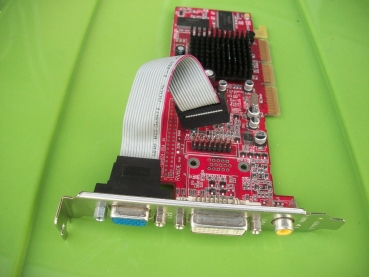 ATi Radeon 7000 AGP - 109-GN924-00A